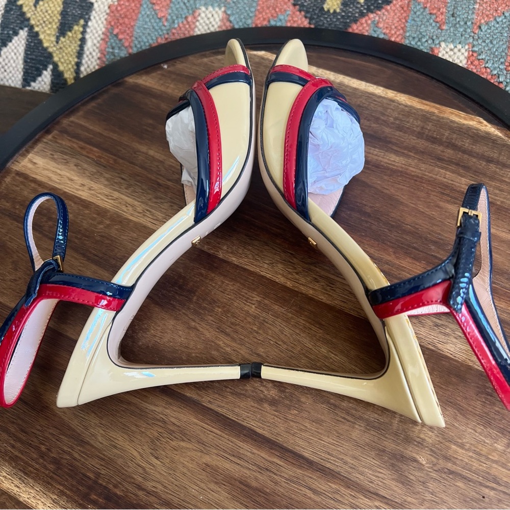 GUCCI Red/Navy Twisted Strap Ankle Strap Heels EU37 US7 - Picture 11 of 14